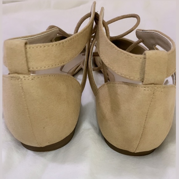 STEVEN MADDEN Flats - Picture 4 of 5